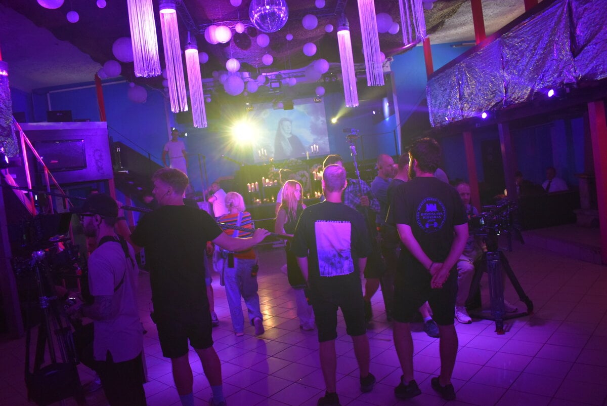 Do kin dostalo 300 tisic divakov pokracovanie na Sirave