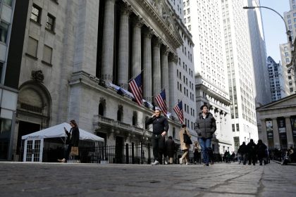 Index SP 500 dosiahol nove rekordne maximum