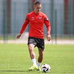 Ked podaval lopty ludia bozkavali nohy trenerovi Nechceny Trnavcan pocuva ody a ma to co fanusikovia miluju