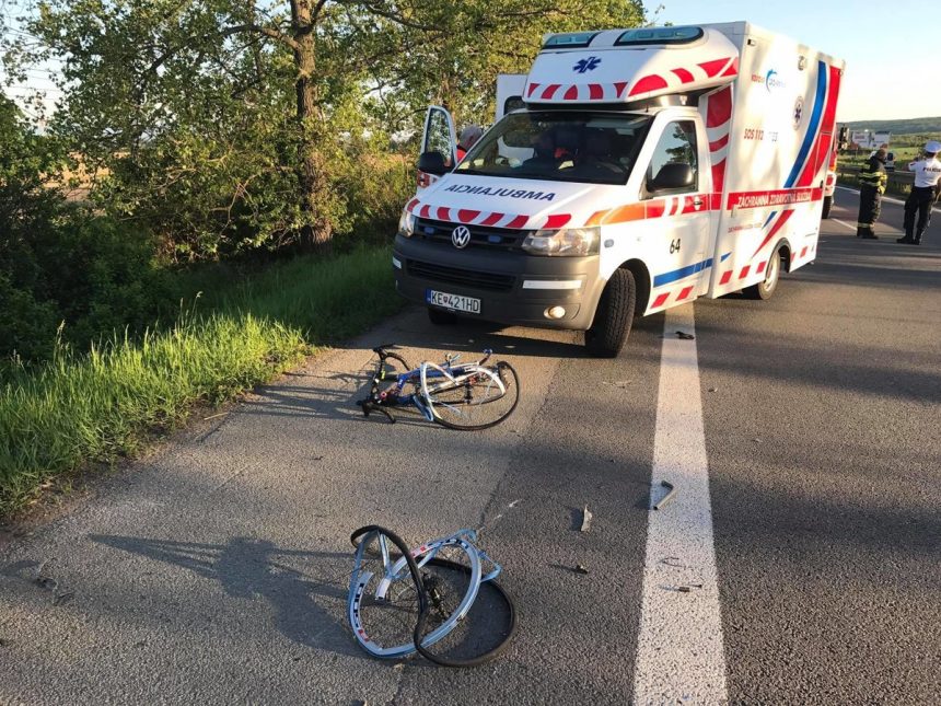Policia vysetruje nehodu pri Mlynici tazko zraneny cyklista