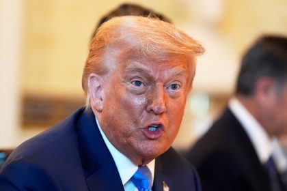 Trump tvrdi ze zvazuje odobranie obcianstva Rosie ODonnellovej