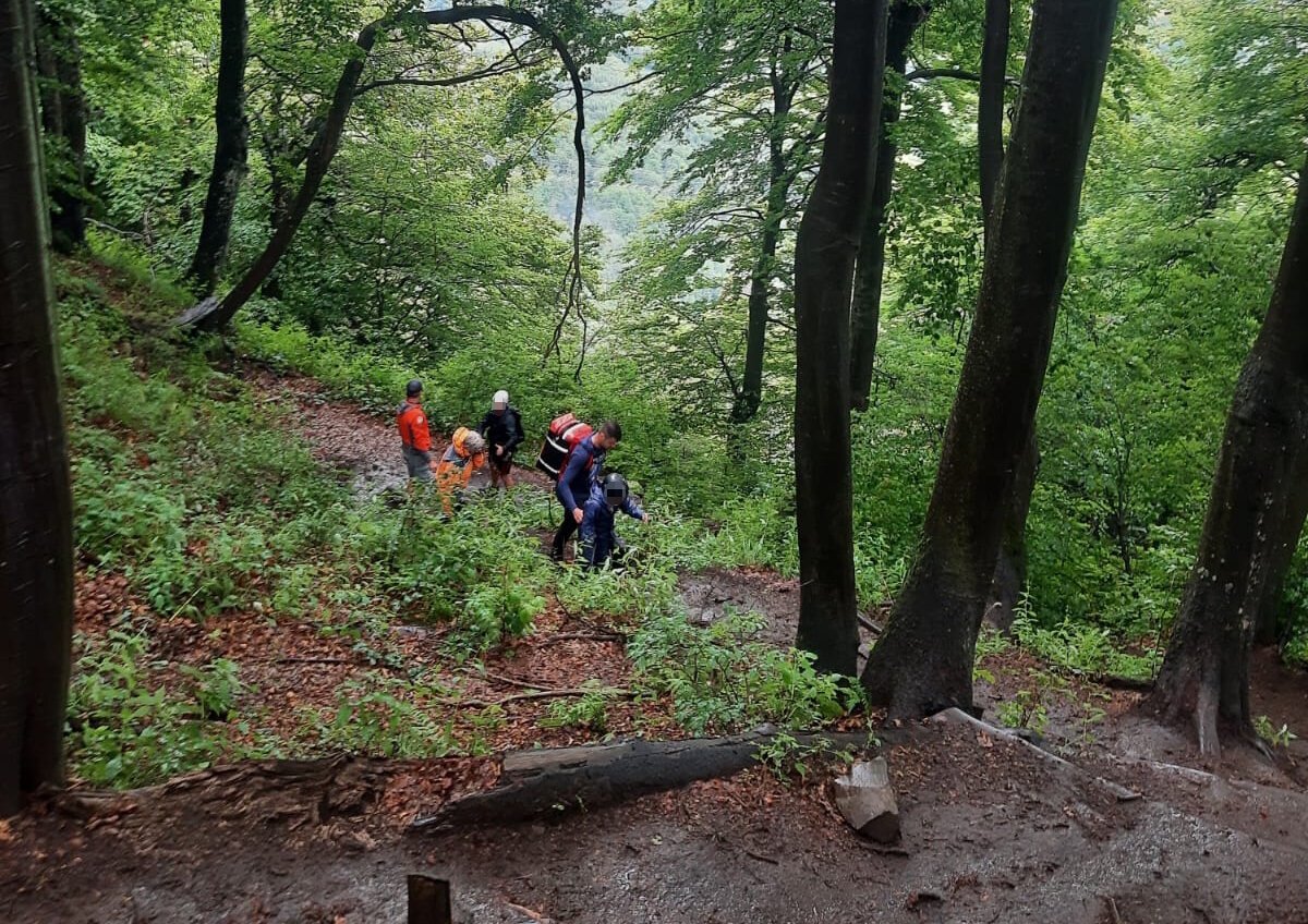 Zachranari pomahali otcovi a synovi na ferrate pri Kremnici