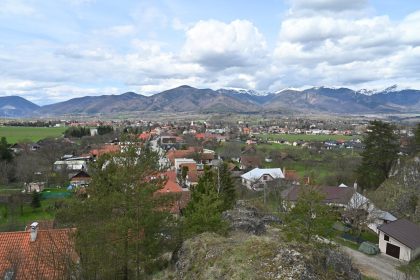 Do zahrady sa im dostali cudzi muzi