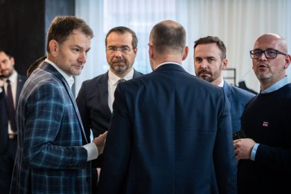 Hnutie Slovensko kritizuje tender na zachranky