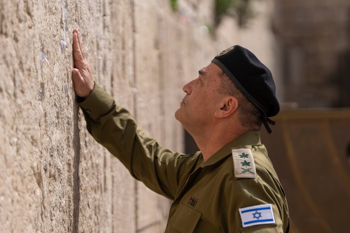 Izraelsky velitel oznamil utoky v Gaze do prepustenia rukojemnikov