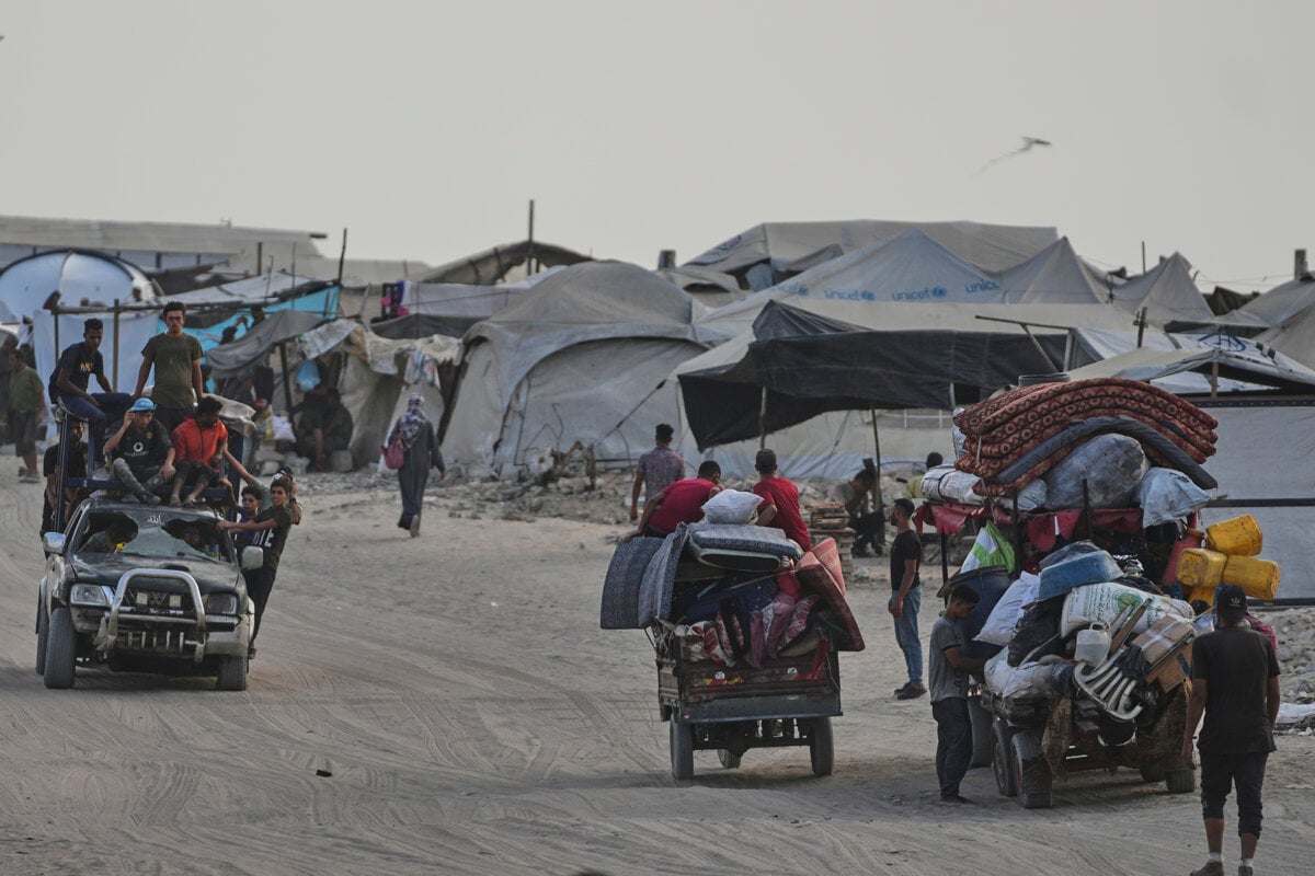 Macron odsudil izraelsky plan obsadit Gazu ako trvalu vojnu