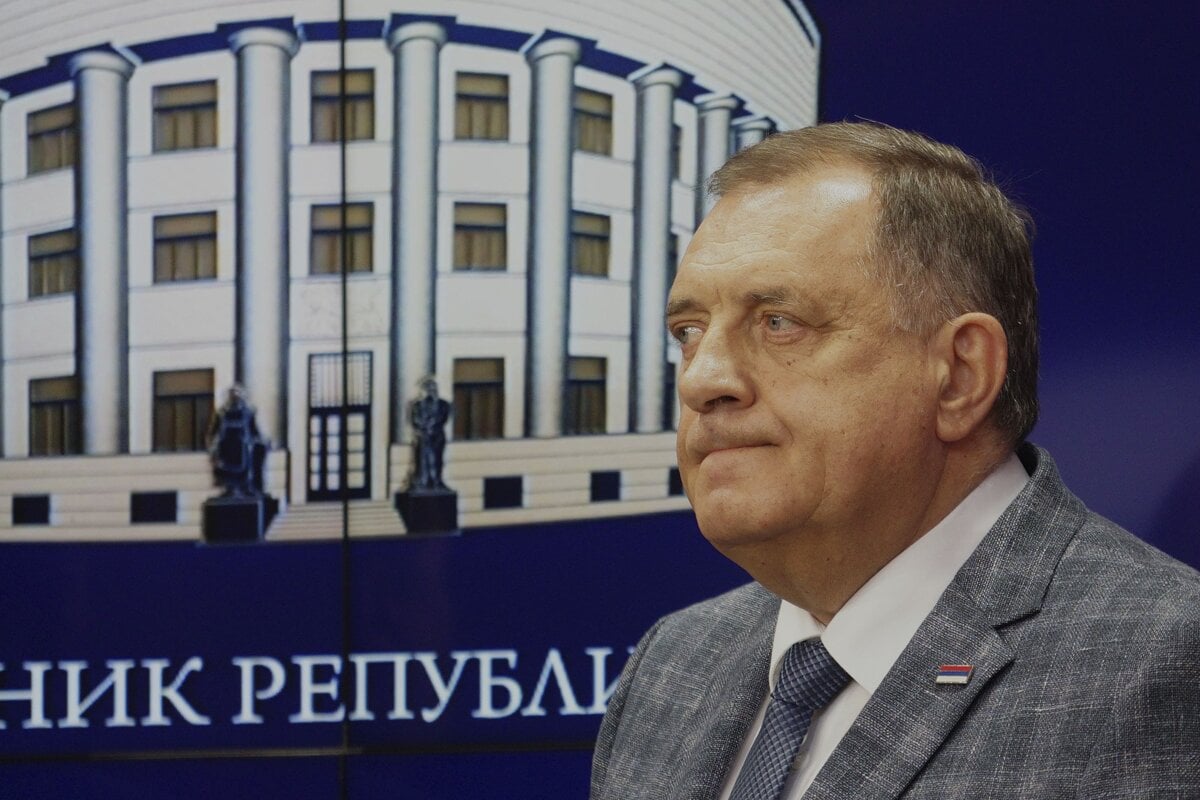 Madarska vlada povazuje odvolanie Dodika za prehnane