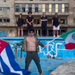 Namiesto samopalu luxus a pivo Vnuk Fidela Castra ukazuje bohatstvo na sietach rodina skripe zubami