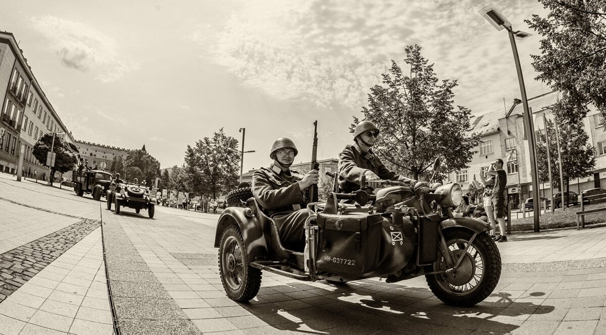 Odoslane Robertom F desiatnikom posadky infanterie