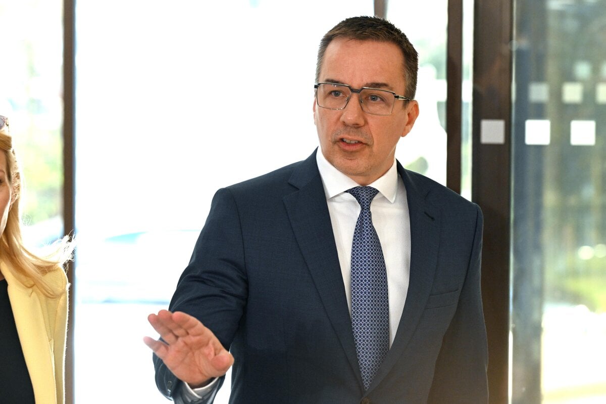 SAS vytyka ministrovi Tomasovi zanedbavanie a kolaps socialnych sluzieb