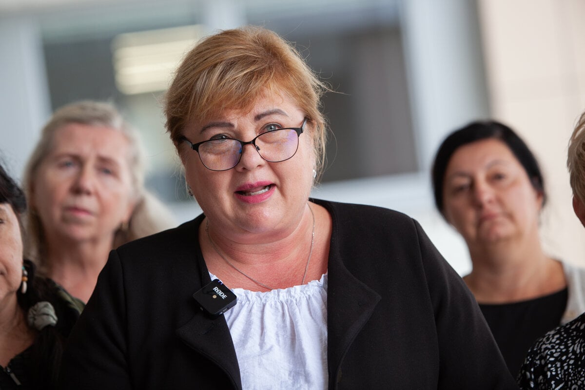 Sestry a porodne asistentky vitaju zrusenie tendra na zachranky