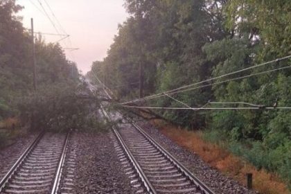 Silna burka na zapade Slovenska sposobila tornado