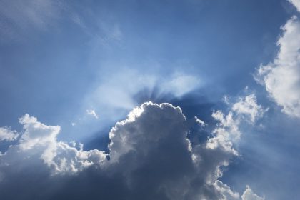 Slovensko caka chladnejsie pocasie oteplovanie v utorok