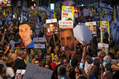 Tisice demonstrantov v Izraeli ziadali ukoncenie vojny v Pasme Gazy