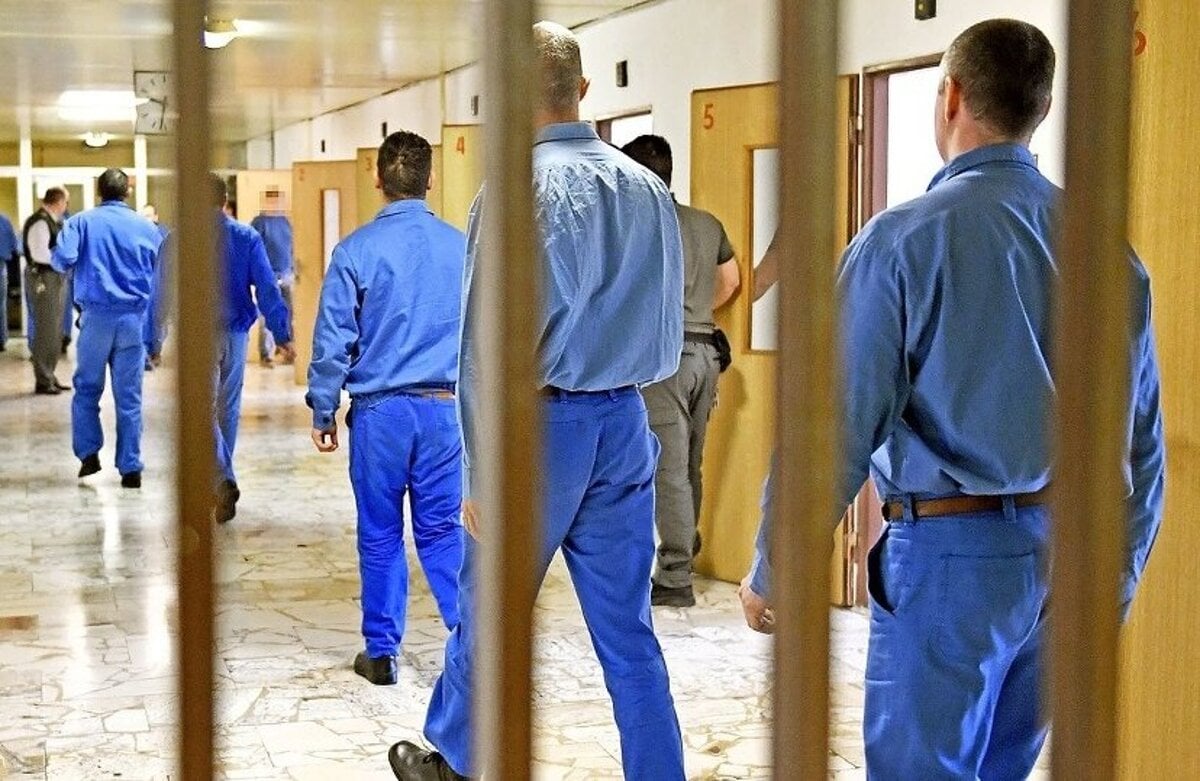 Vazenska strava mu nechuti ma skory budicek