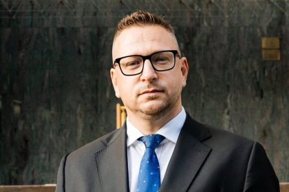 Vlada sa podla PS rozhodla dotovat letenky