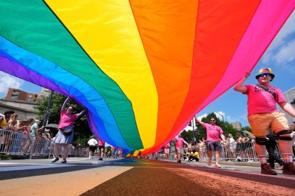 Vo svete od roku 2021 klesla podpora LGBT temam