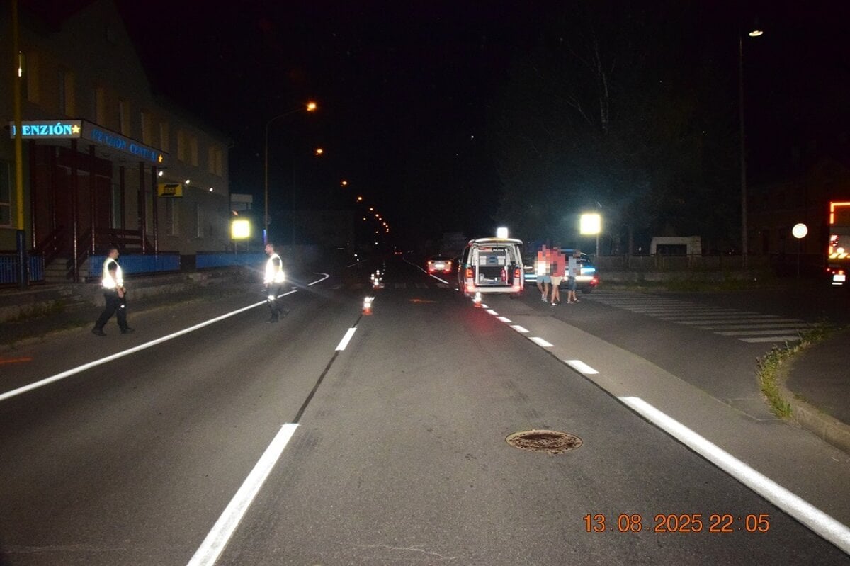 Vodic auta nedokazal zabranit zrazke chodec zraneny