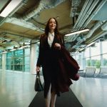 Ak niekto veri ze ste votrelec treba suhlasit Dystopia nie je buducnost hovori Lanthimos