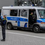 Auto v Nemecku vrazilo do rodiny zranili sa deti