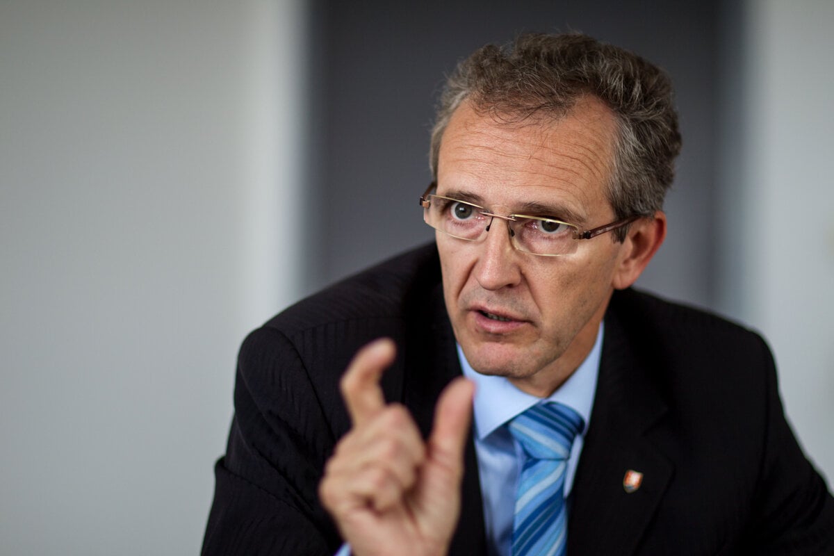 Byvaly europoslanec Stefanec opustil KDH hlasovanie so Smerom oznacil za pokrytecke