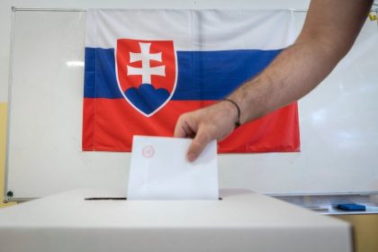 Doplnujuce volby sa v sobotu uskutocnia v 33 mestach