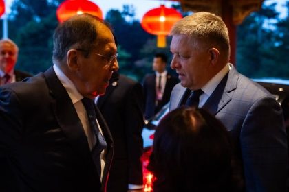 Ficove piskvorky v boxerskom ringu