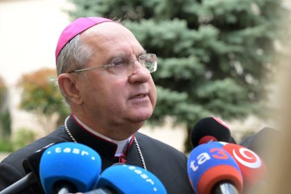 Konferencia biskupov Slovenska navrhuje hladat ine riesenie ako zrusenie sviatku 6 januara