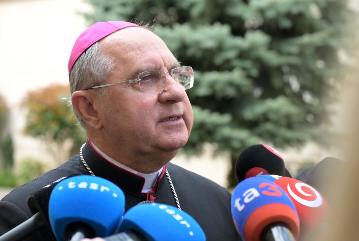 Konferencia biskupov Slovenska navrhuje hladat ine riesenie ako zrusenie sviatku 6 januara