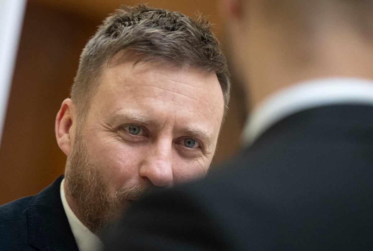 Kotlar by mal zvazit zotrvanie vo funkcii