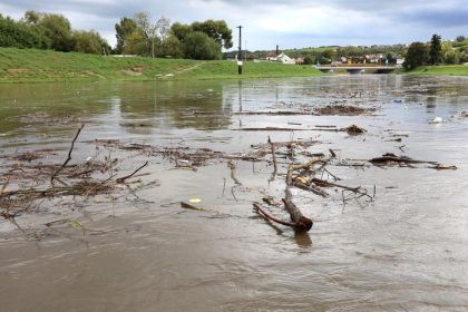 Meteorologovia varovali pred povodnami z dazda