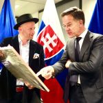 Nadina co sa podarilo nadanemu Oravcovi Sefovi NATO venoval obraz