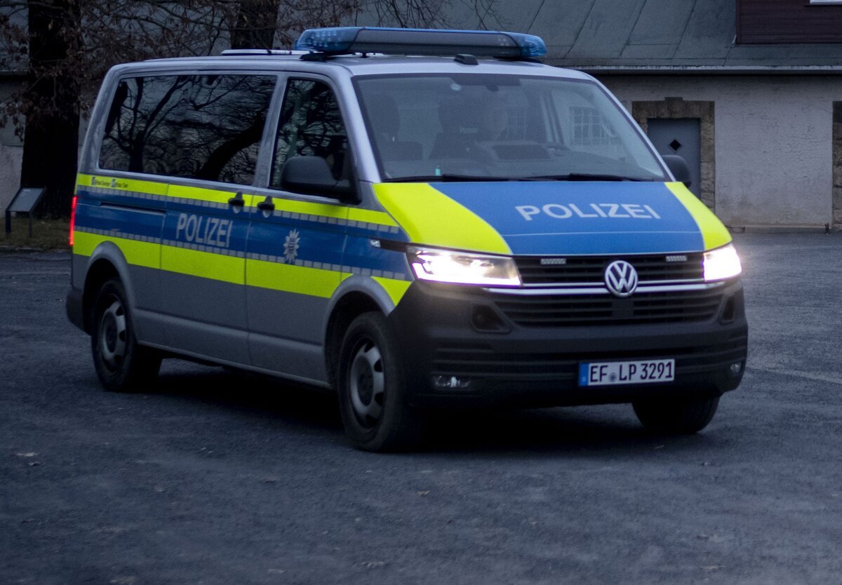 Nemecka policia vykonala raziu proti extremistickej skupine