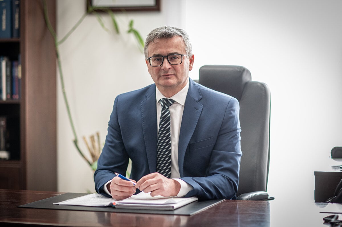 Novela ustavy si mozno vyzaduje referendum