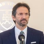 Opozicia namieta ze zmeny k narodnej armade prejdu ako prilepok