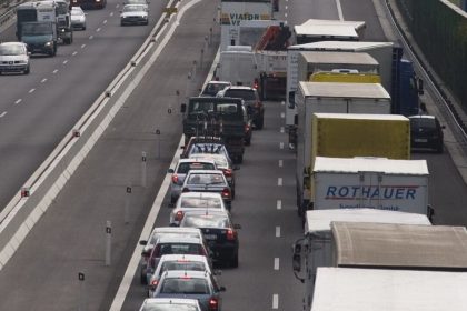 Oprava mostneho zaveru na D2 pri Stupave