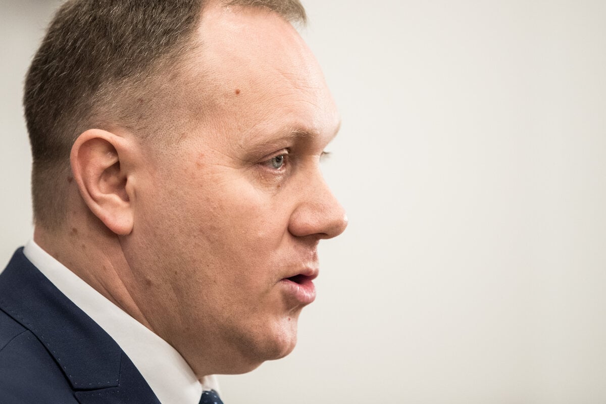 Plenum si minutou ticha uctilo zosnulu poslankynu Zaborsku