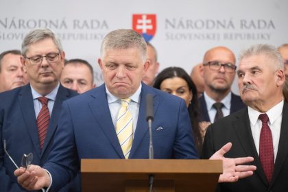 Ranny brifing Fico sa snazi prehlusit zdrazenie