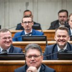 Statny tajomnik Salitros nevylucil zalozenie novej strany