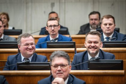 Statny tajomnik Salitros nevylucil zalozenie novej strany