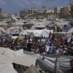 Vietor prinutil flotilu s pomocou pre Gazu vratit sa do Barcelony