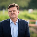 Vlada podla Hlinu mina polnohospodarske peniaze inde