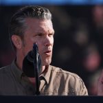 Hegseth potvrdil dalsi americky utok na lod s drogami