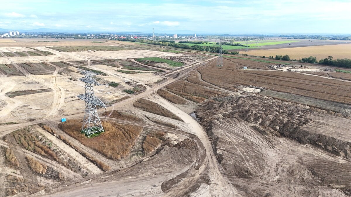 Pripravuju sa na priemyselny boom Stat buduje infrastrukturu