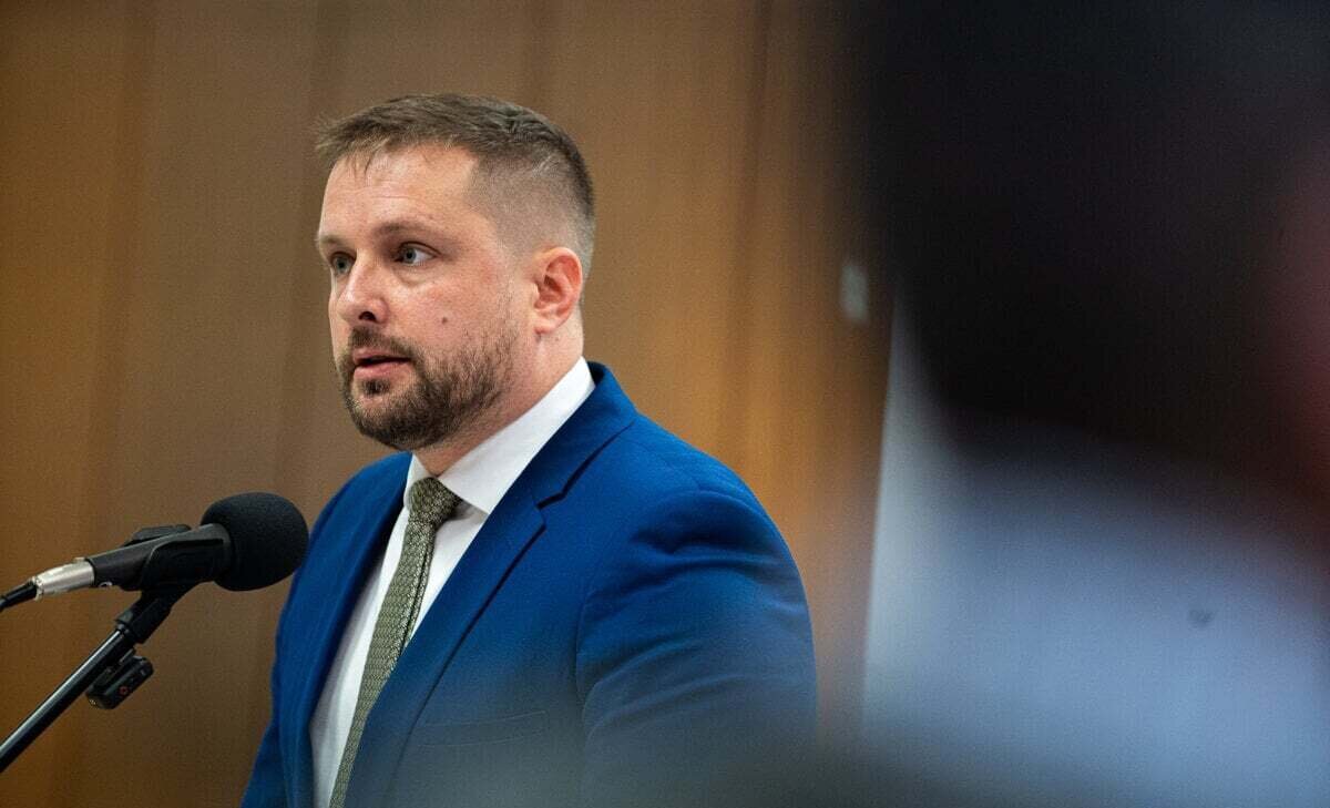 Sestry a porodne asistentky dostanu prispevok 250 eur