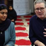 Britania obmedzi socialne davky a ochranu pre azylantov