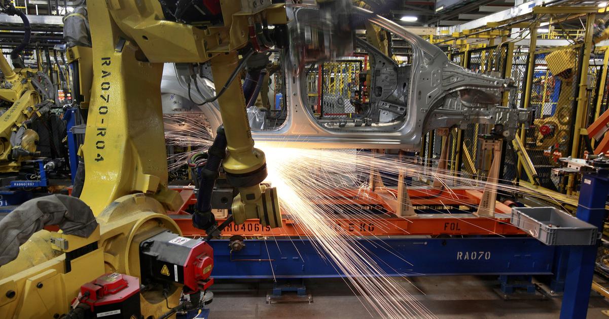 Pocet prvych ziadosti o podporu v nezamestnanosti v USA klesol