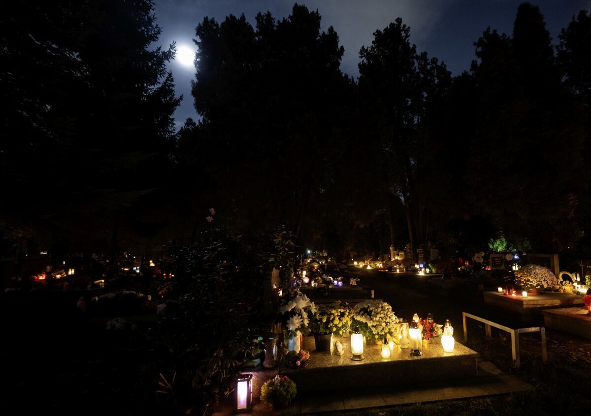 Slovaci su rekordermi v paleni sviecok