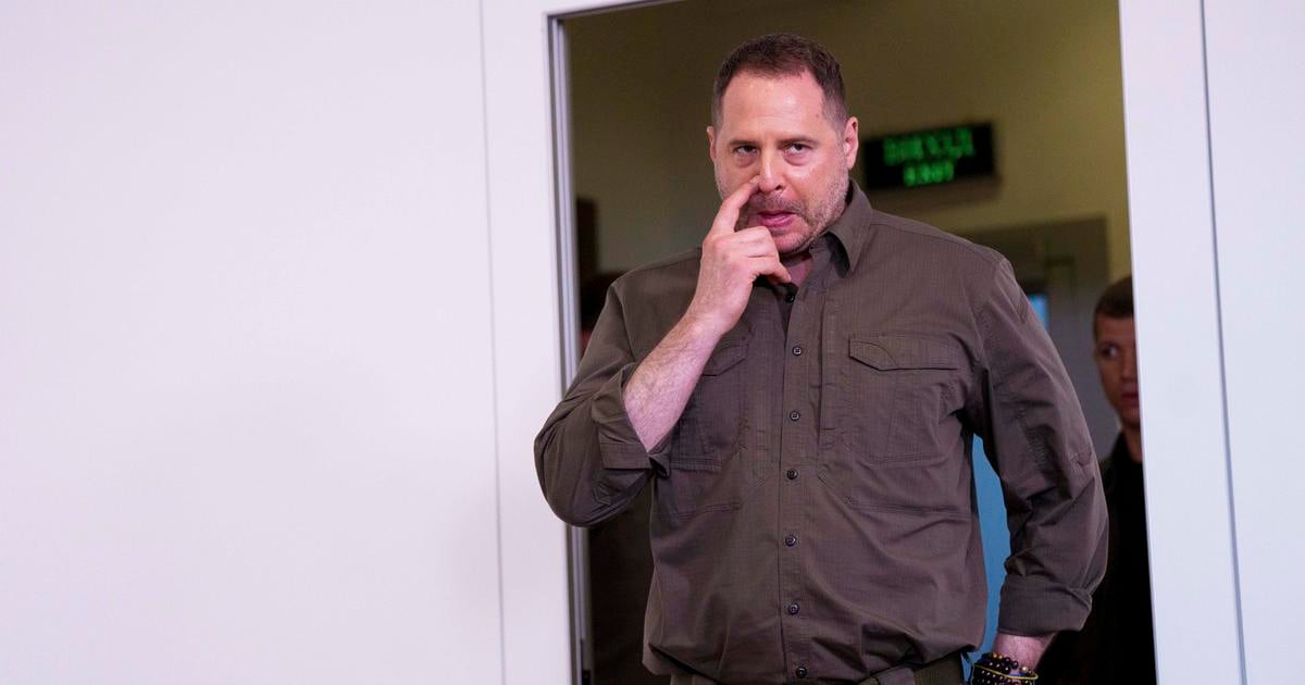 Zelenskemu nechce sposobovat problemy chysta sa na front