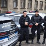 Zrazena zena stratila krv masivne krvacanie zastavili traja policajti